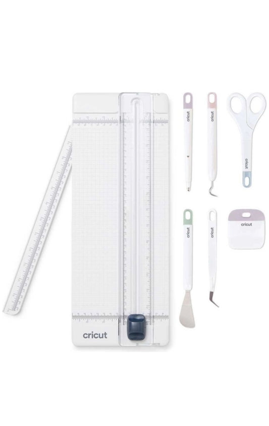 Cricut 13 Inch Essential Tool Set